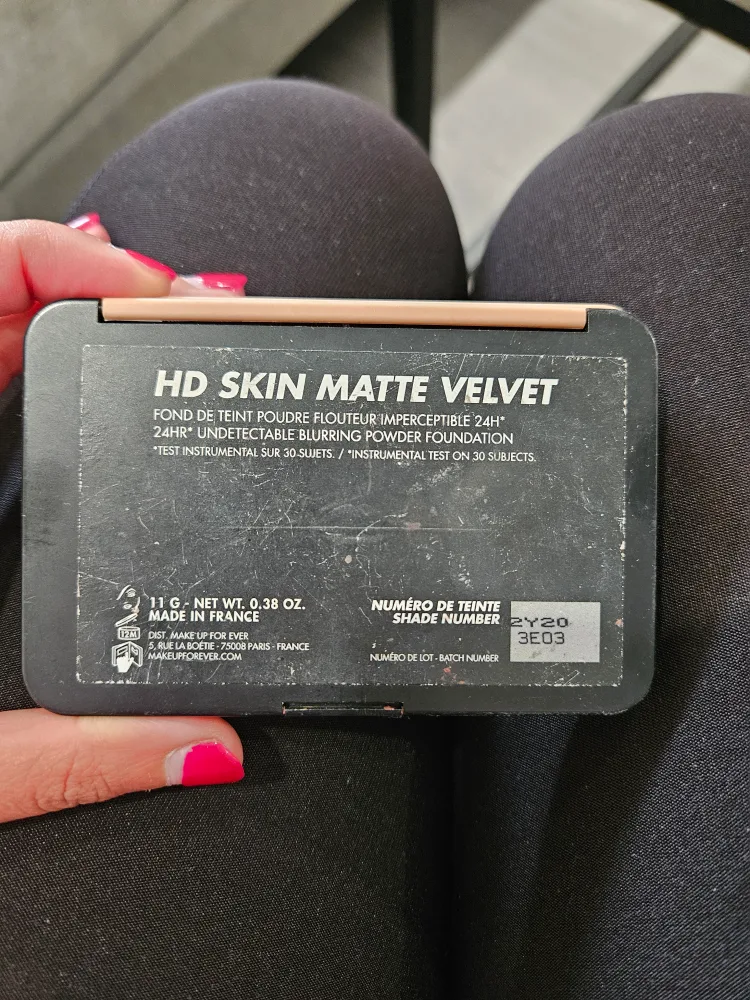 Make Up For Ever HD Skin Matte Velvet Foundation image indicator(2)