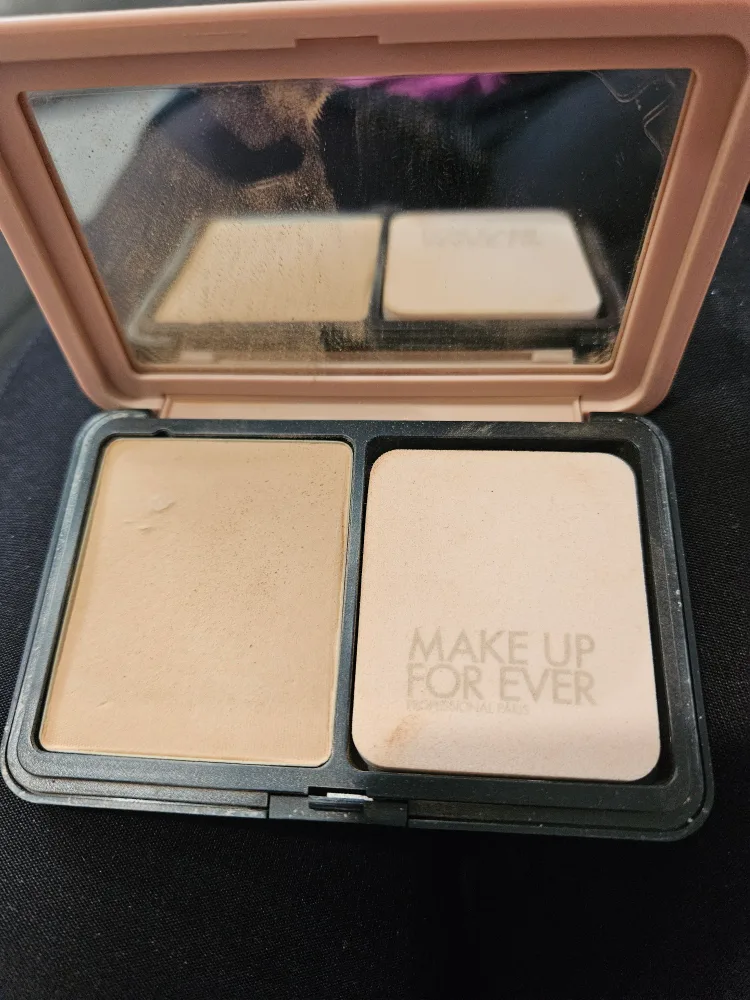 Make Up For Ever HD Skin Matte Velvet Foundation image indicator(3)