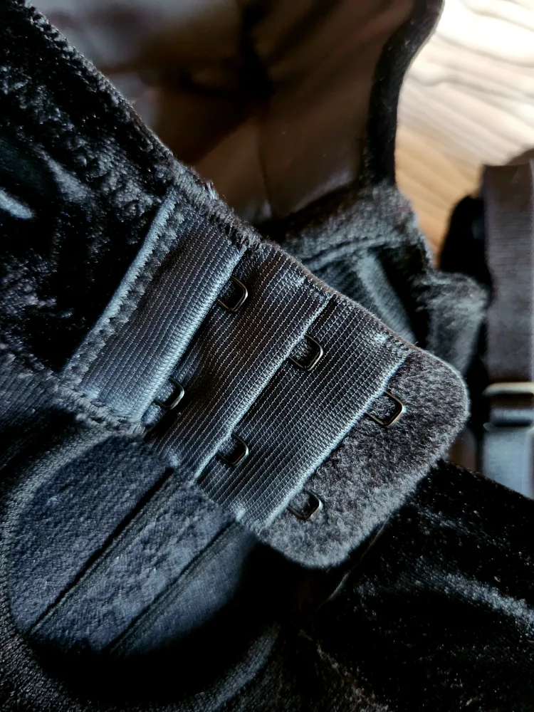 Guess by Marciano Black fitted dress image indicator(4)