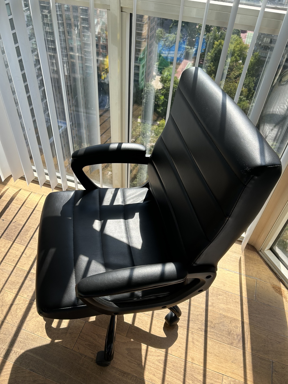 Office Chair - photo 2