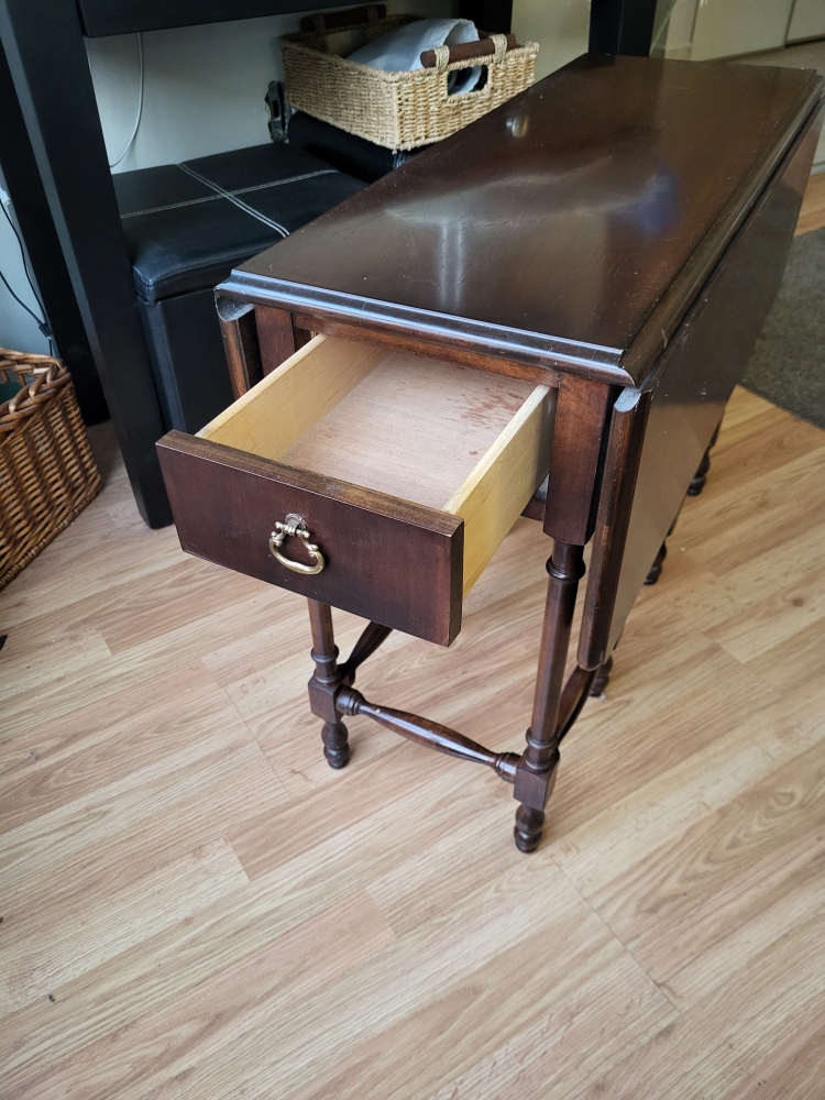 Vintage Drop Leaf  Accent Gateleg Table - photo 5
