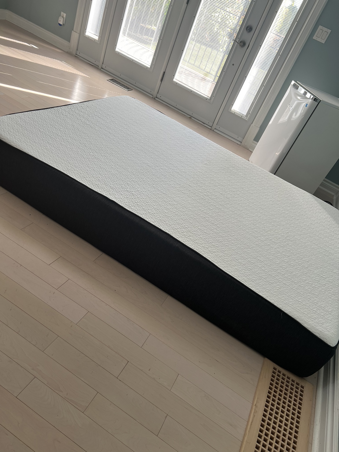 CoolGel Memory Foam Mattress - photo 3