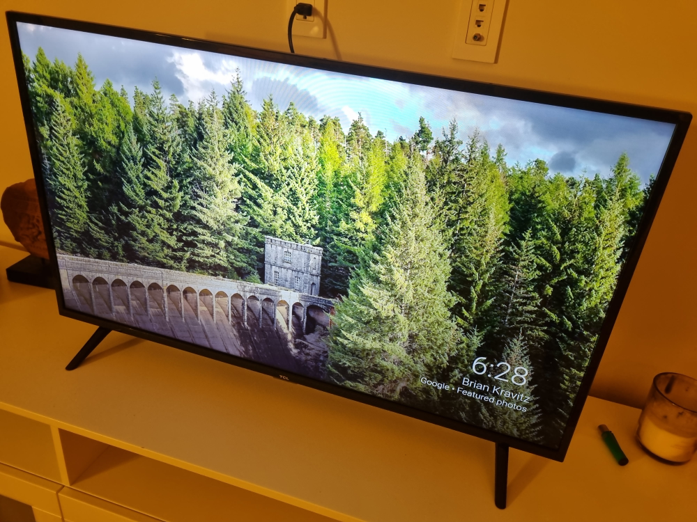 TCL 40S331CA Smart TV
