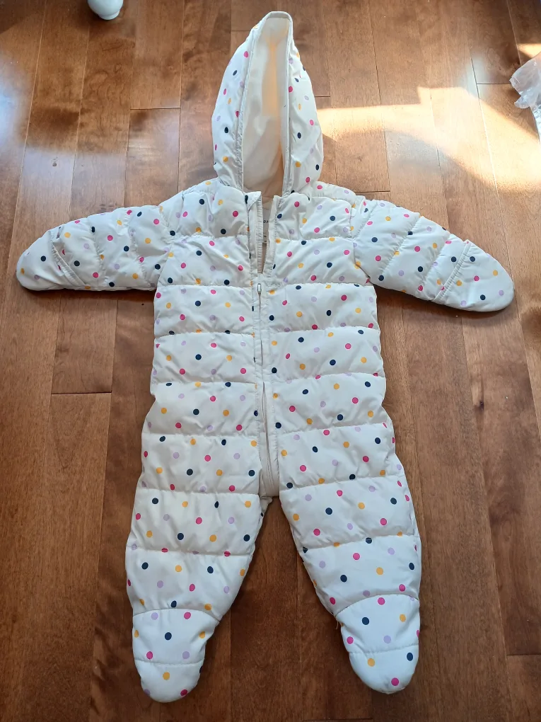 Old Navy Baby Snowsuit 6-12m thumbnail