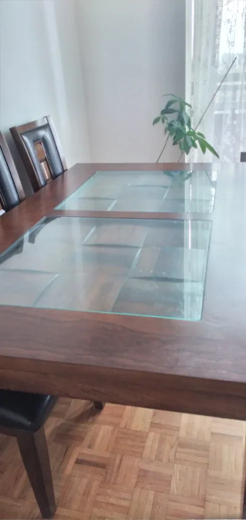 Dining Room Table with Chairs image indicator(6)