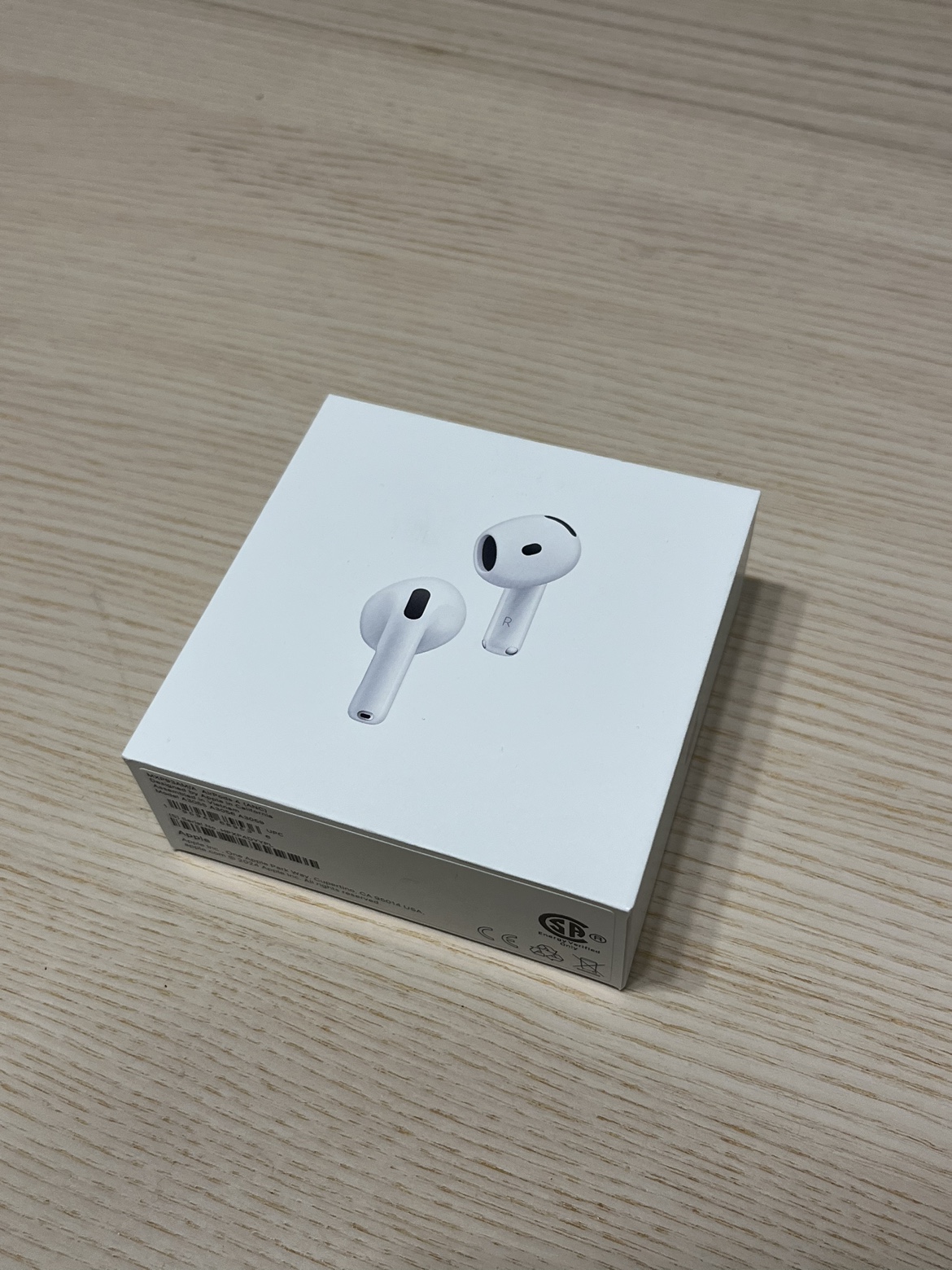 Never Used Apple AirPods 4 with Active Noise Cancellation