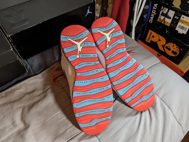 Air Jordan 10 “Chicago Flag”, Men’s Size 12 image indicator(6)