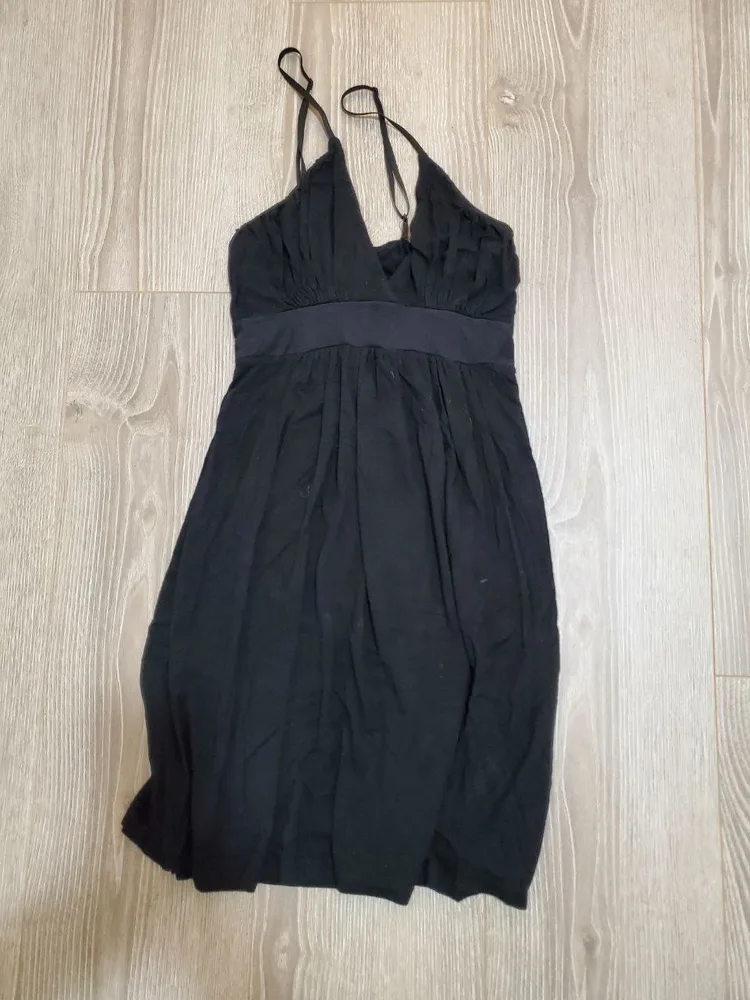 Women’s clothing bundle image indicator(3)