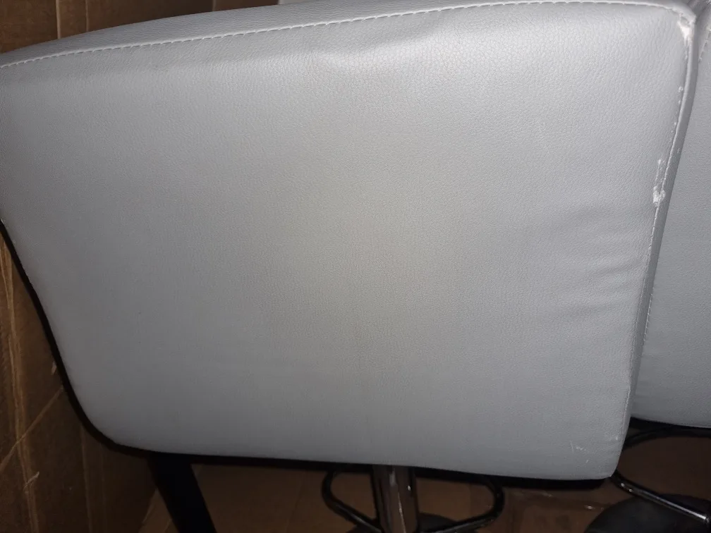 bar stools image indicator(3)