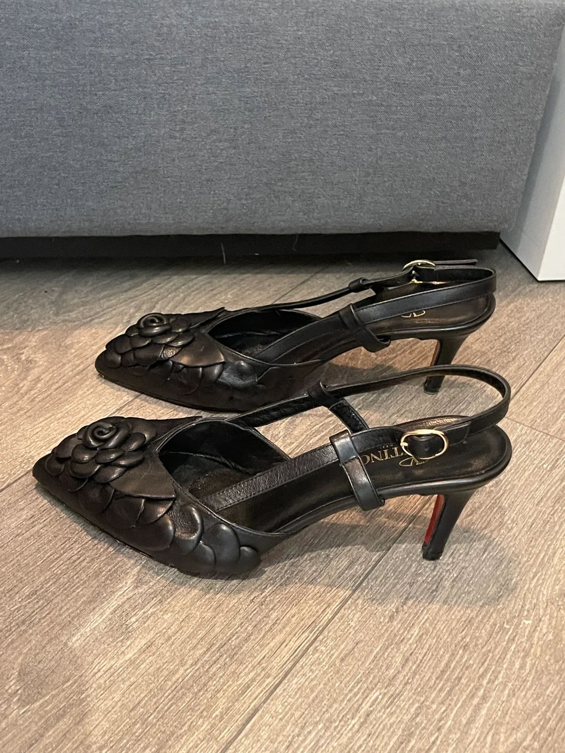 Valentino Garavani Black Leather Slingback Heels image indicator(2)