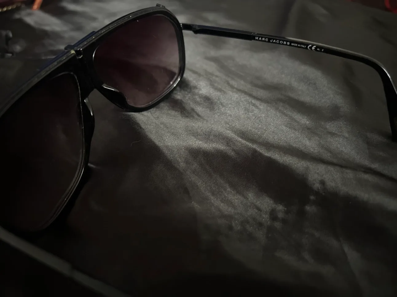 Marc Jacobs Sunglasses image indicator(5)