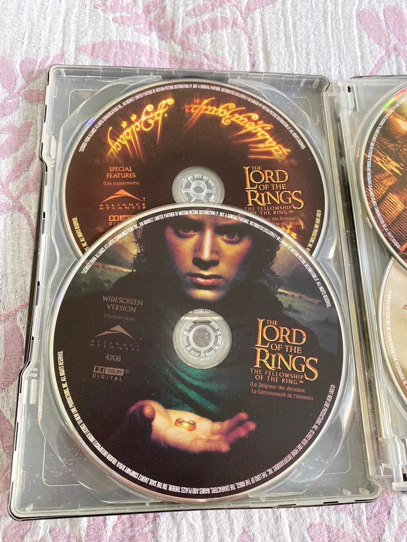 The Lord of the Rings Trilogy Set (DVD) image indicator(3)