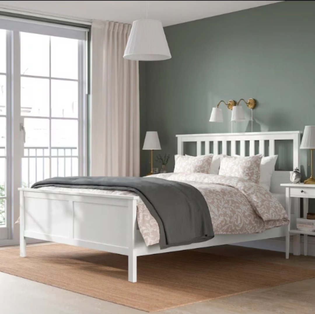 Solid pine bedframe - Queen (with slats and side table)