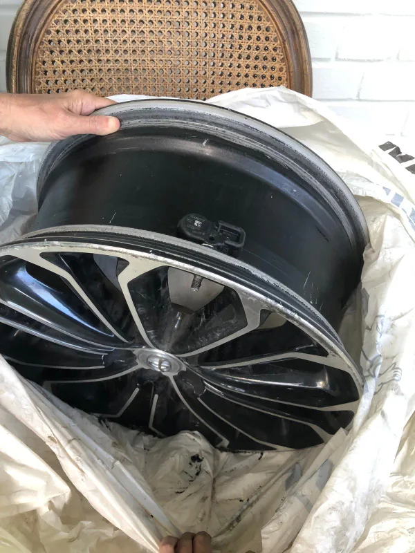 17" Toyota Corolla Alloy three Wheels & Tire $800 image indicator(8)