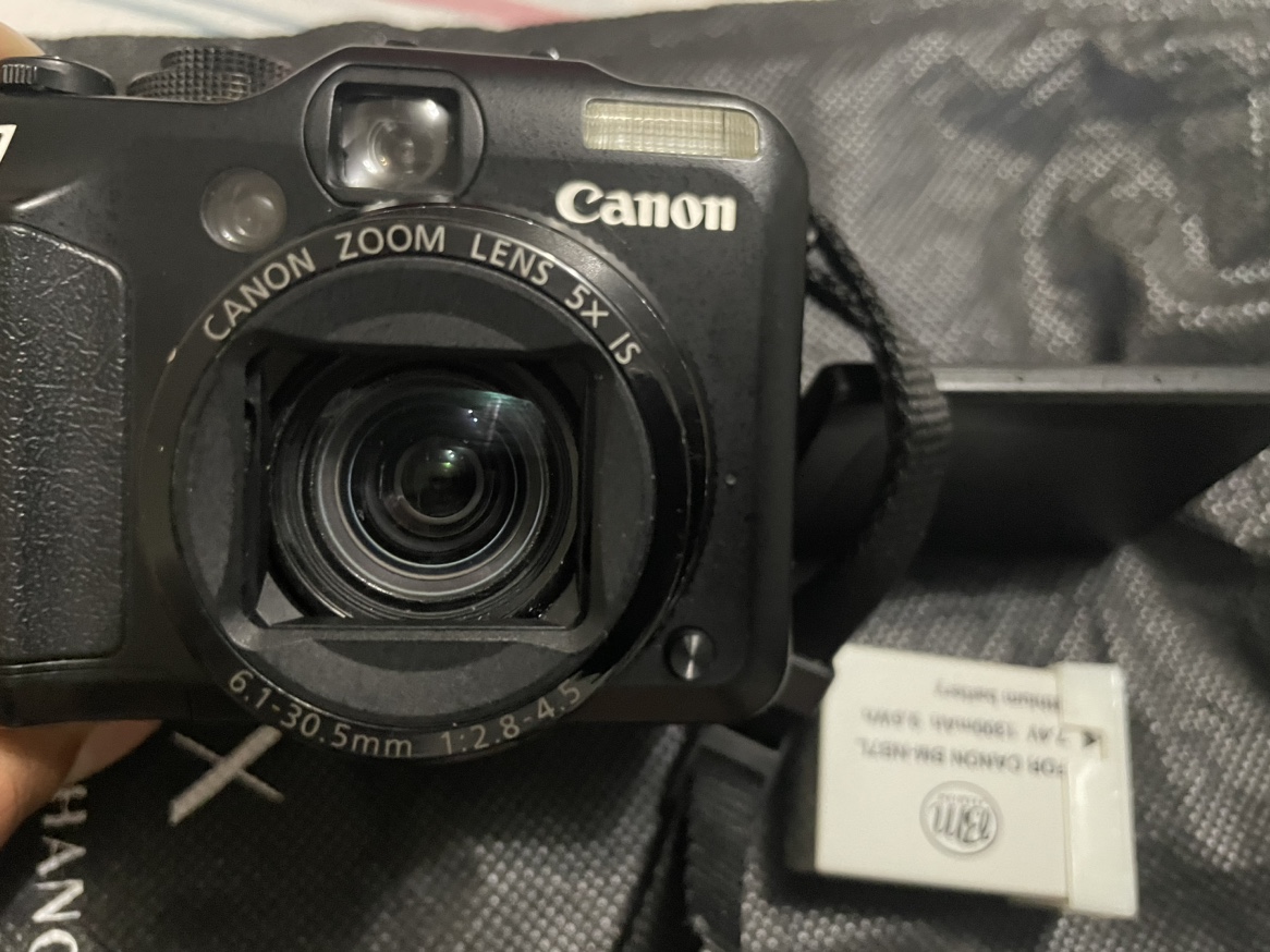 Canon PowerShot G11 Digital Camera