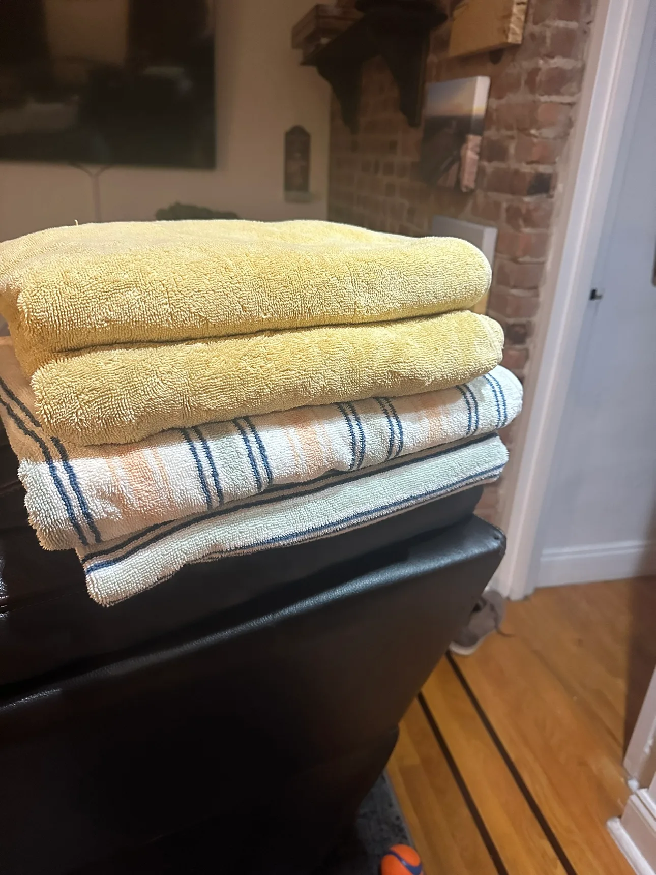Bath Towels thumbnail