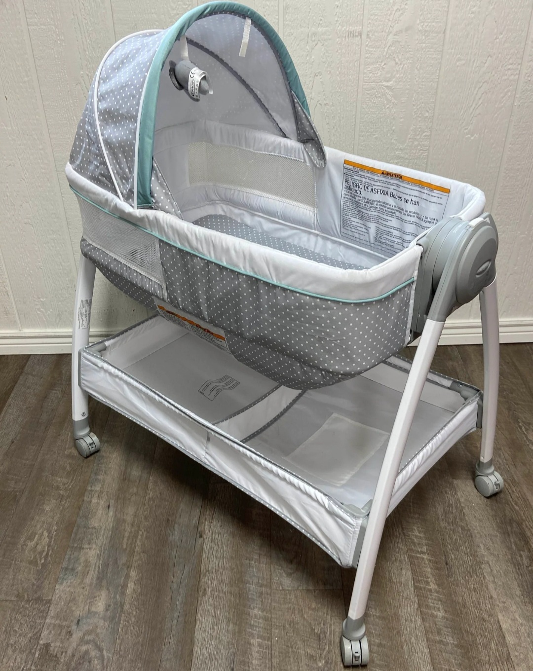 Baby Bassinet with Canopy and Storage Shelf 🥕 - photo 3