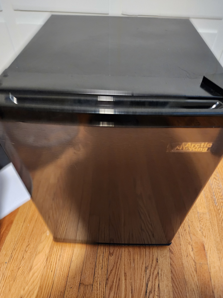 Arctic King Mini Fridge $80