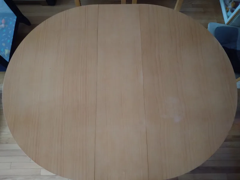 Extendable Round Dining Table image indicator(2)