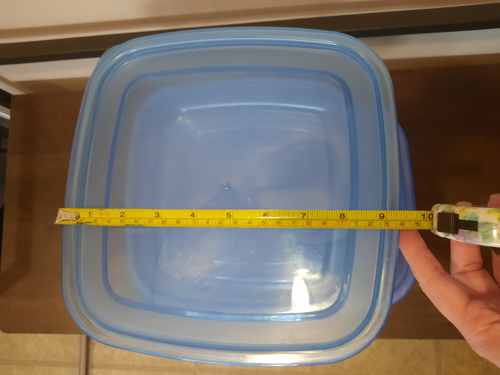 Moving sale ⚠️🚨 Large 3 plastic containers - photo 3