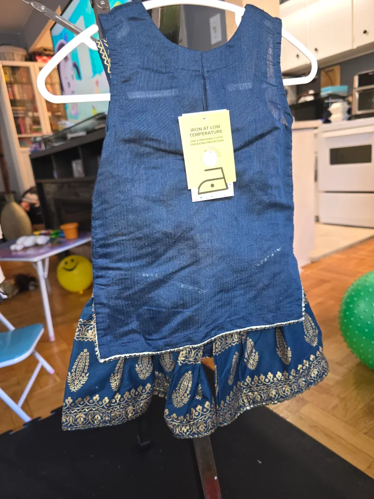 Pakistani baby outfit image indicator(4)