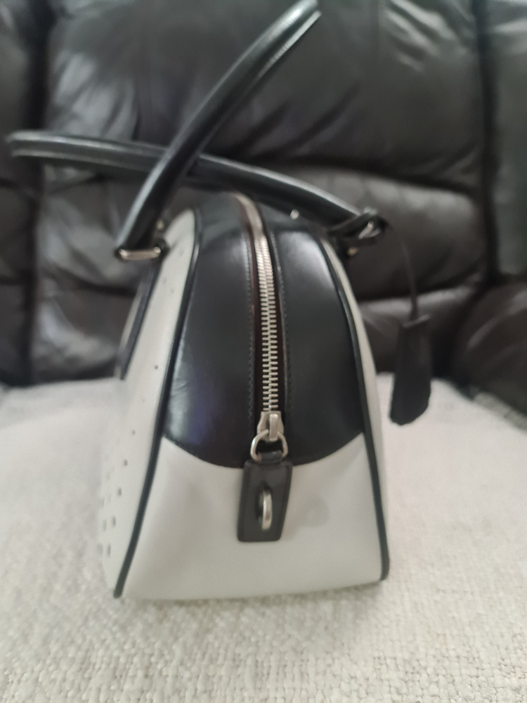 Prada bag - photo 3