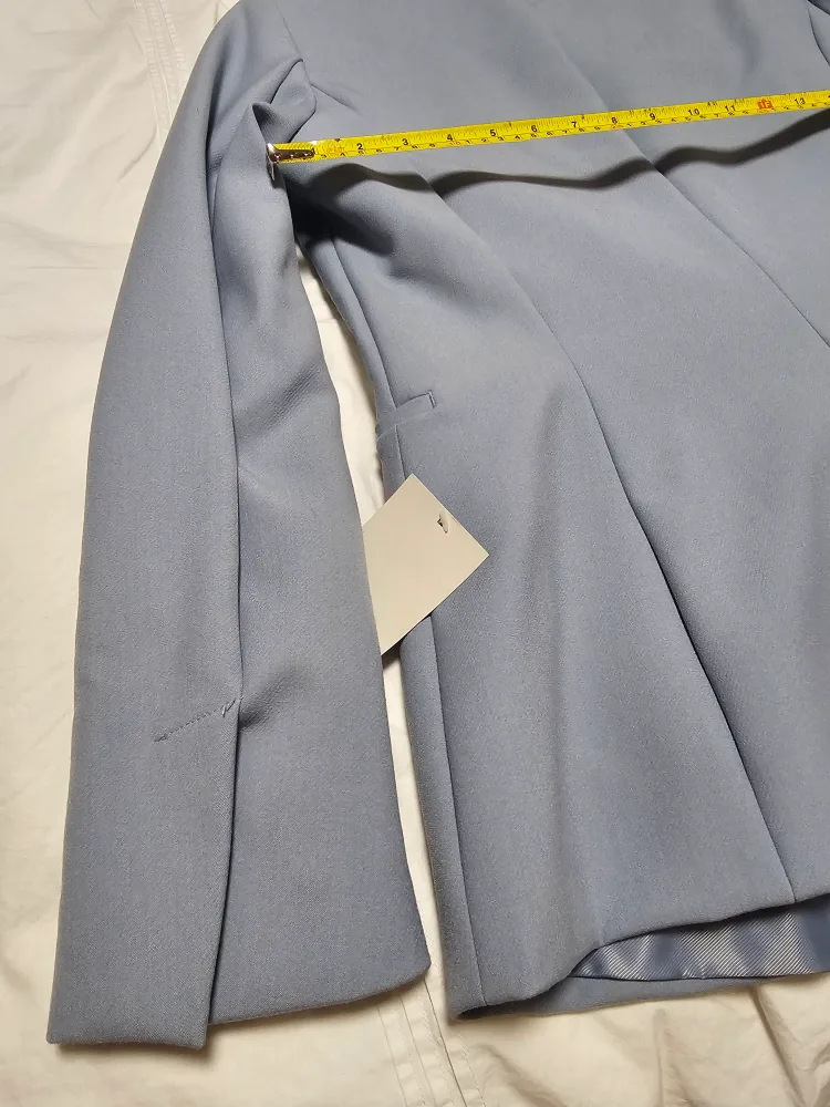 Zara Basic Blazer  - size Large image indicator(9)