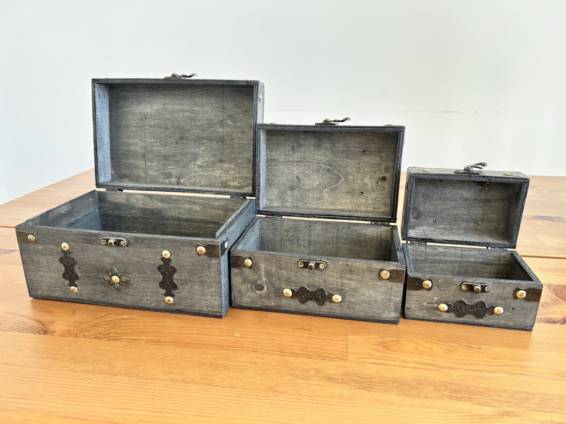 Set of 3 Wooden Treasure Chests - photo 4