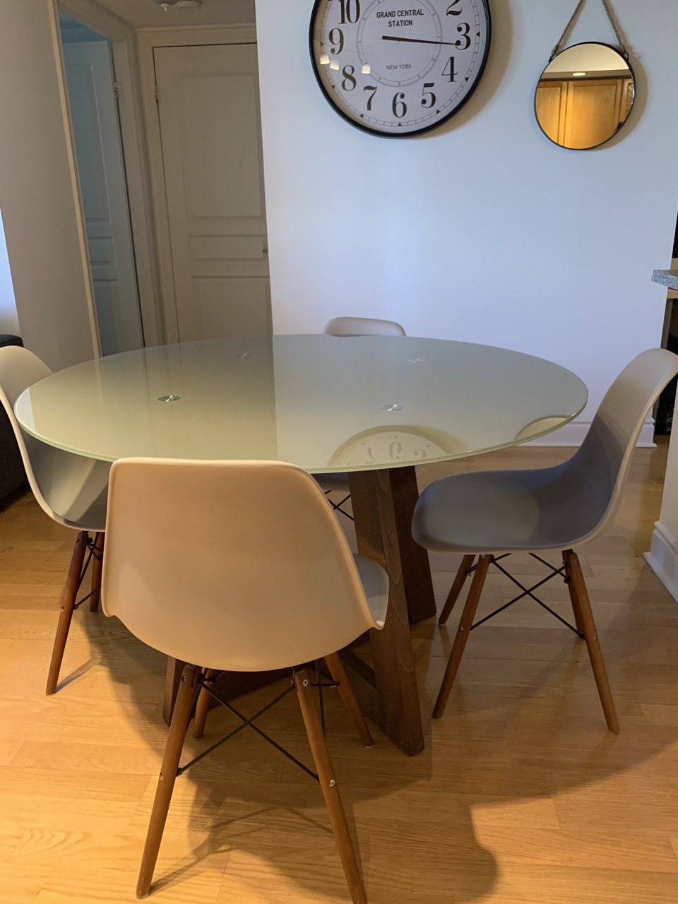 Glass dining table set with chairs - photo 2