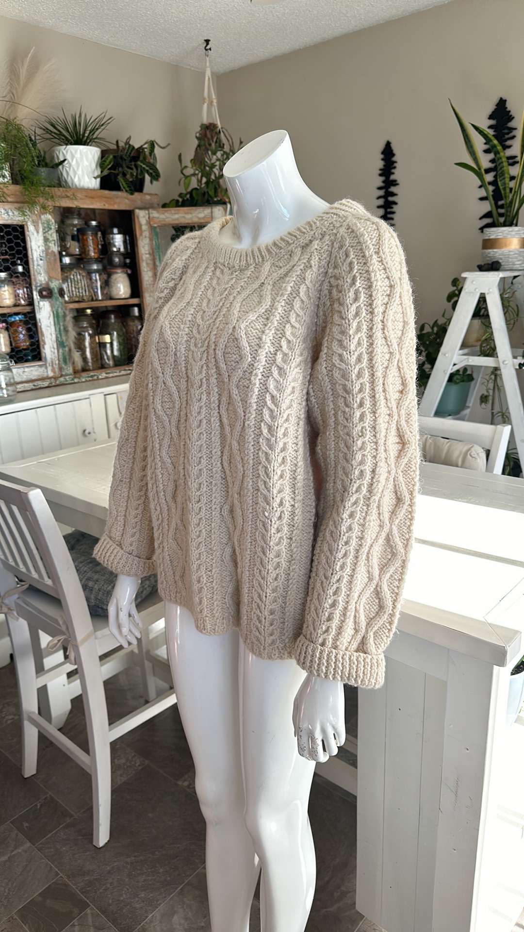 Vintage homemade wool Cream Cable Knit Sweater - photo 2