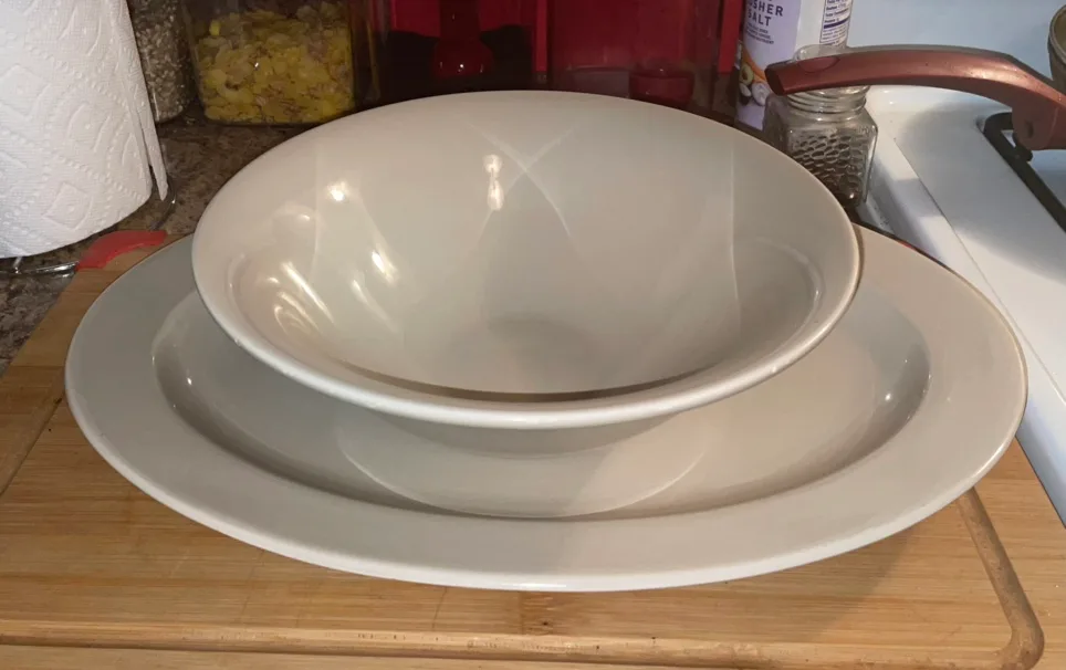 Large Bowl and Serving Plate thumbnail