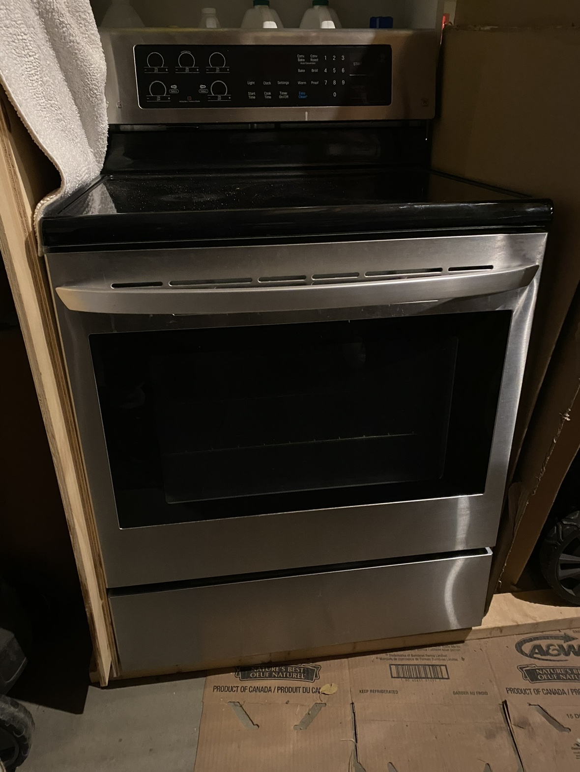 LG Electric Stove - photo 4