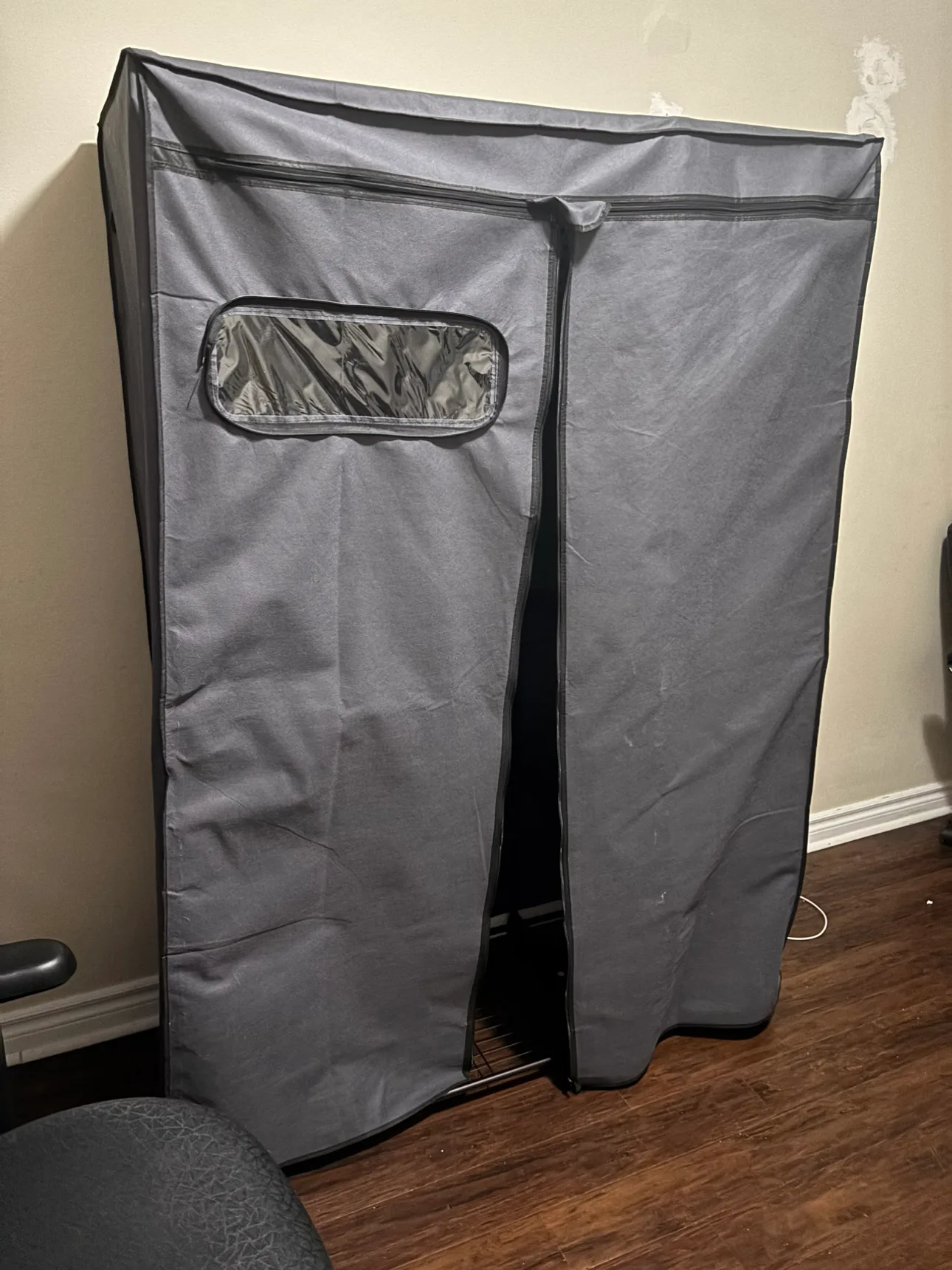 Portable Closet thumbnail