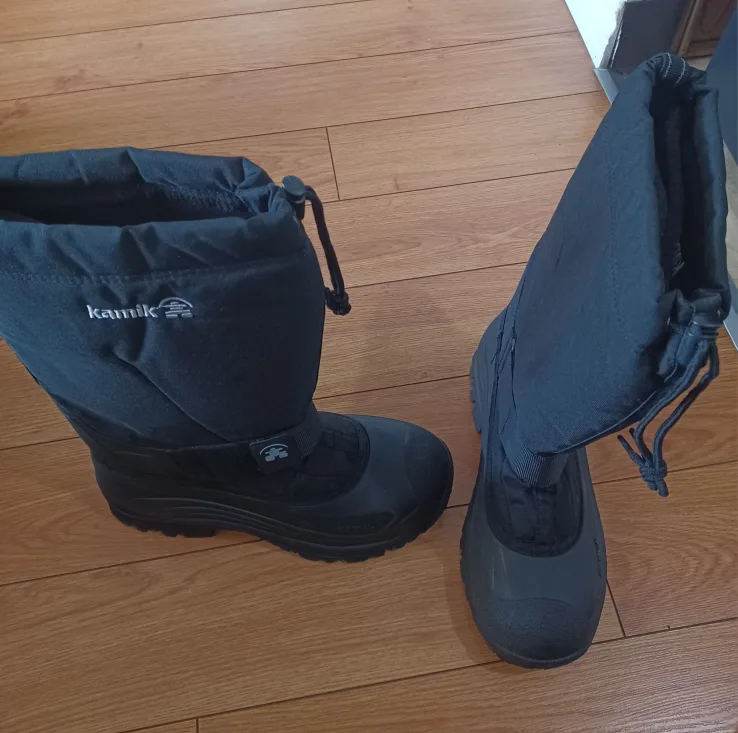 Kamik Winter Boots Size 9 image indicator(2)