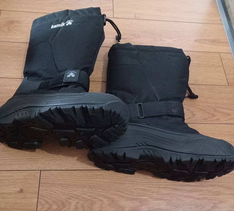 Kamik Winter Boots Size 9 image indicator(3)