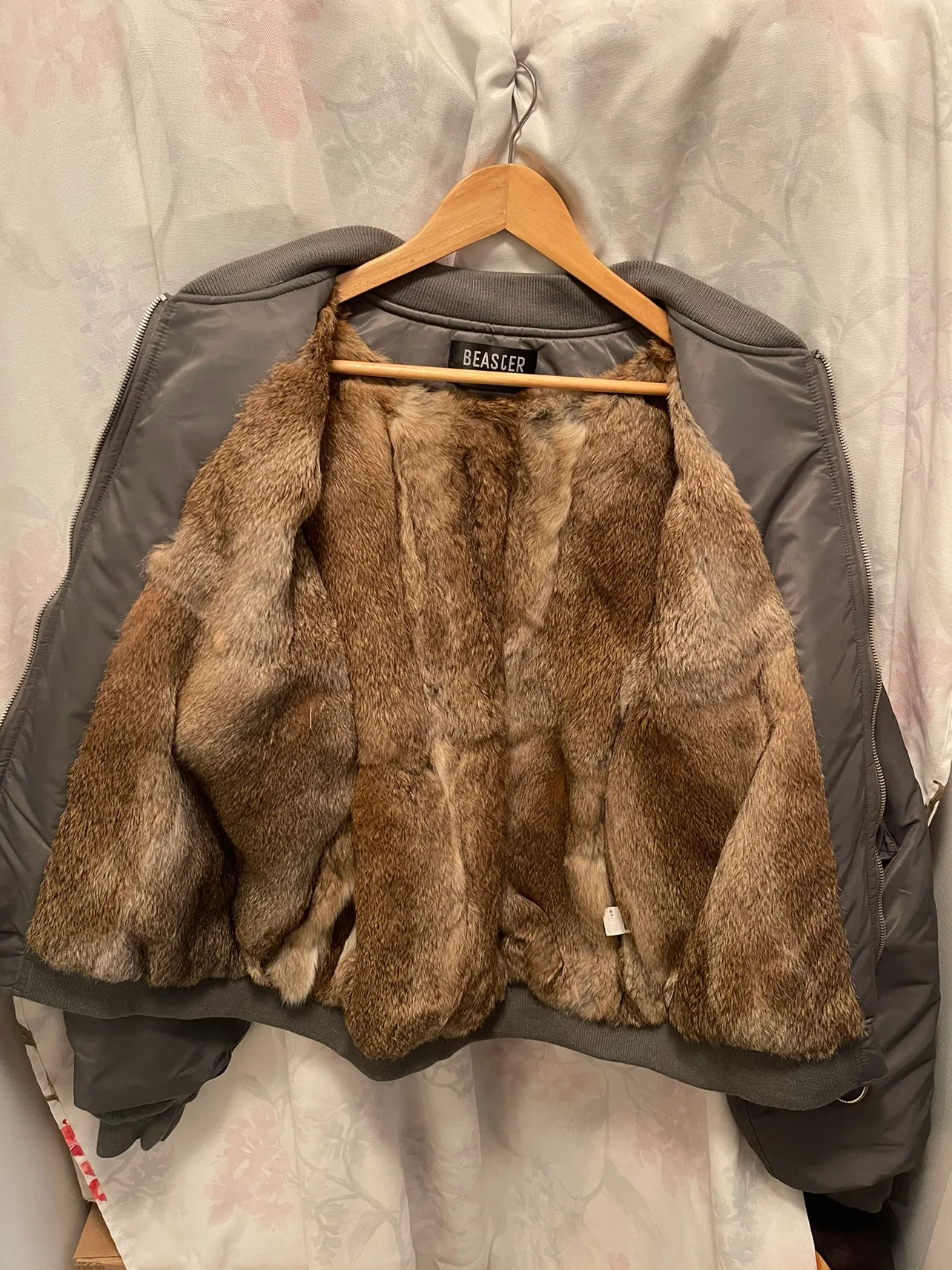 Grey Bomber Jacket XL image indicator(2)