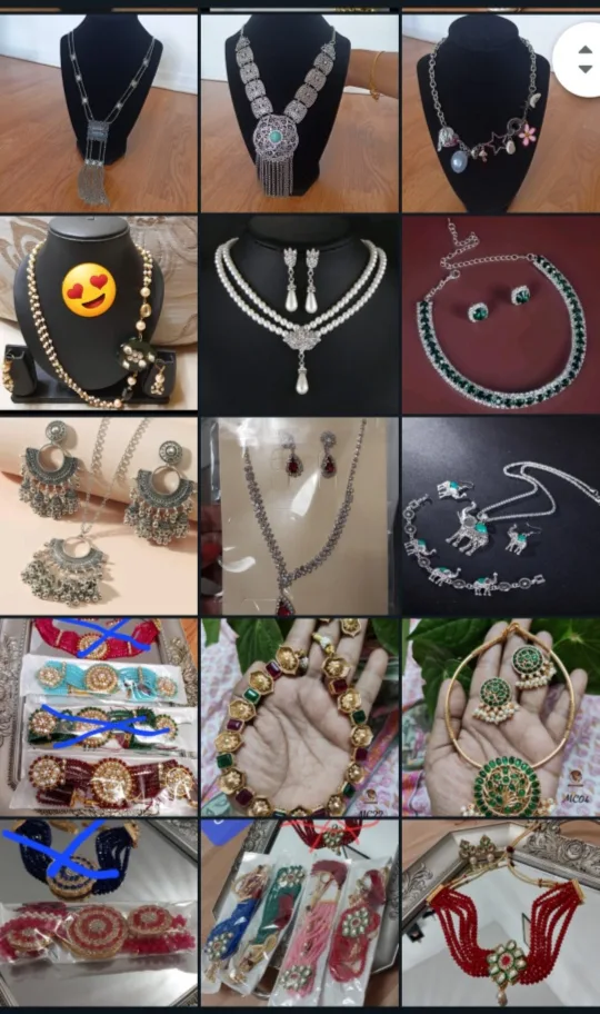 Brand new PICK ANY 2 FOR 15CAD necklace collection image indicator(3)