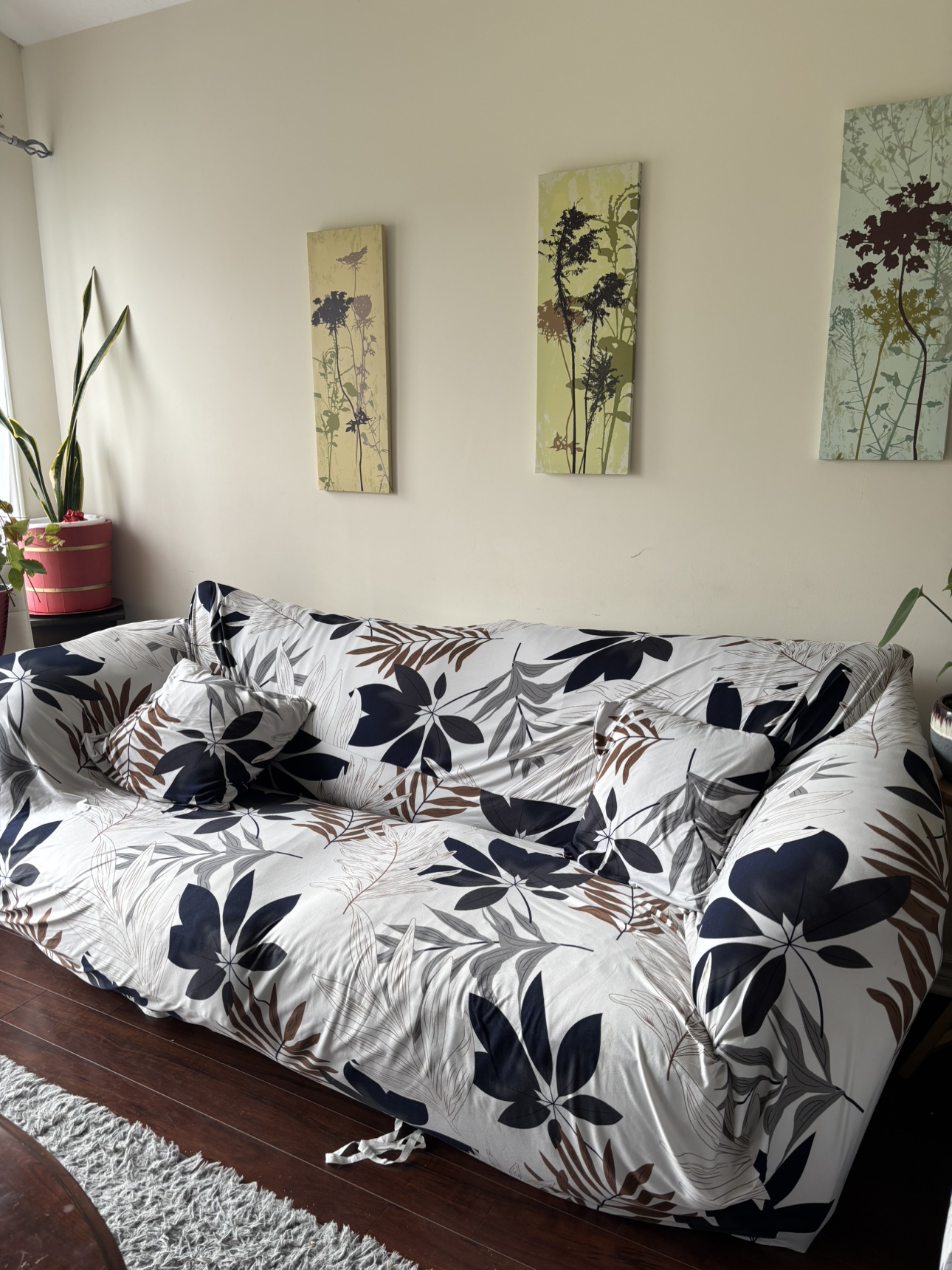 FREE Sofa with Floral Couch Cover - photo 3