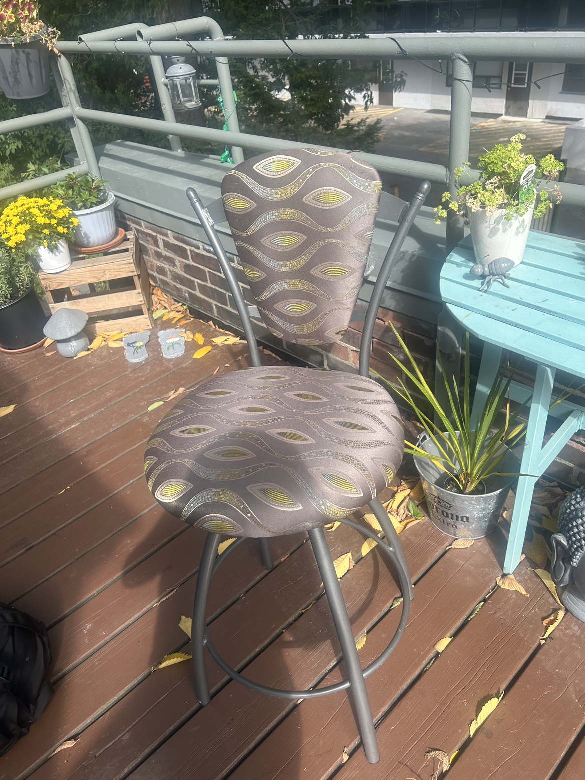 2 modern Bar Stools - photo 5