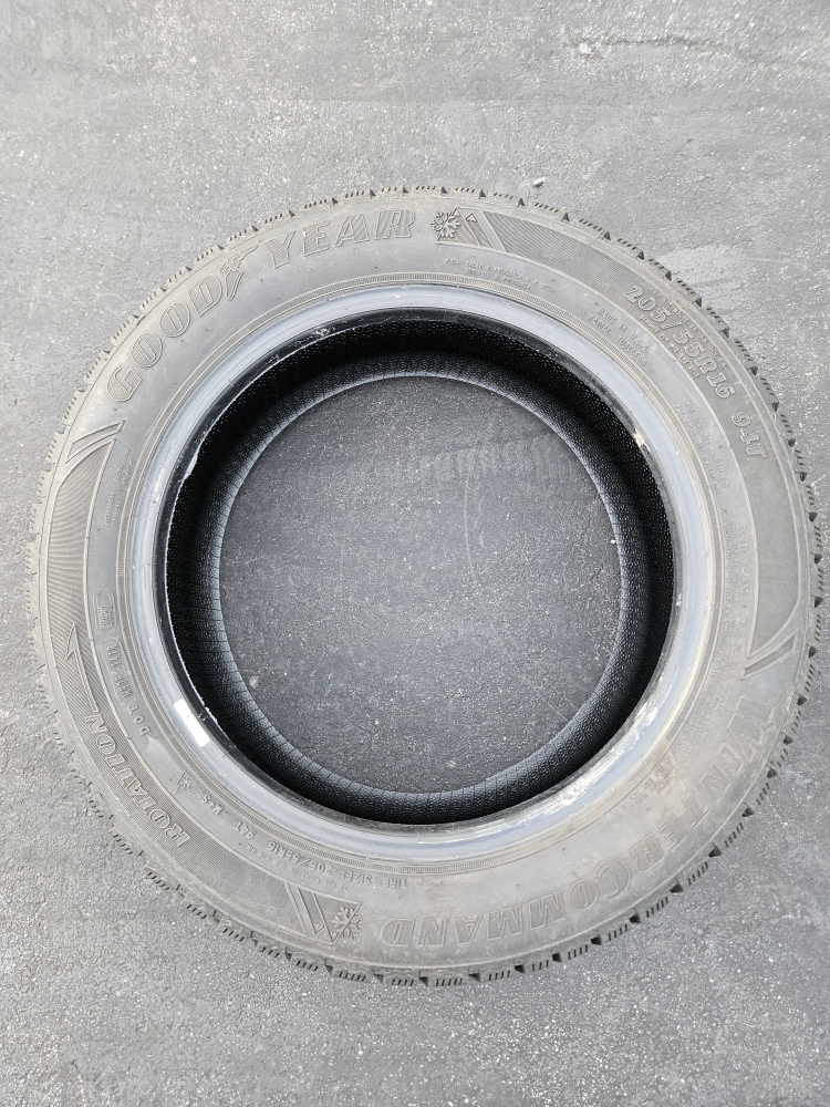 Goodyear Ultra Grip Ice WRT 205/55R16 Winter Tires - photo 5