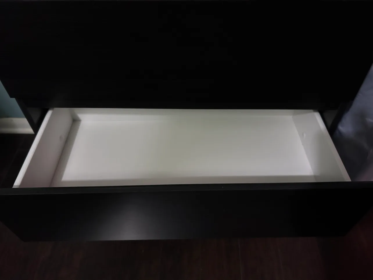 IKEA MALM 5 Drawer Dresser image indicator(6)