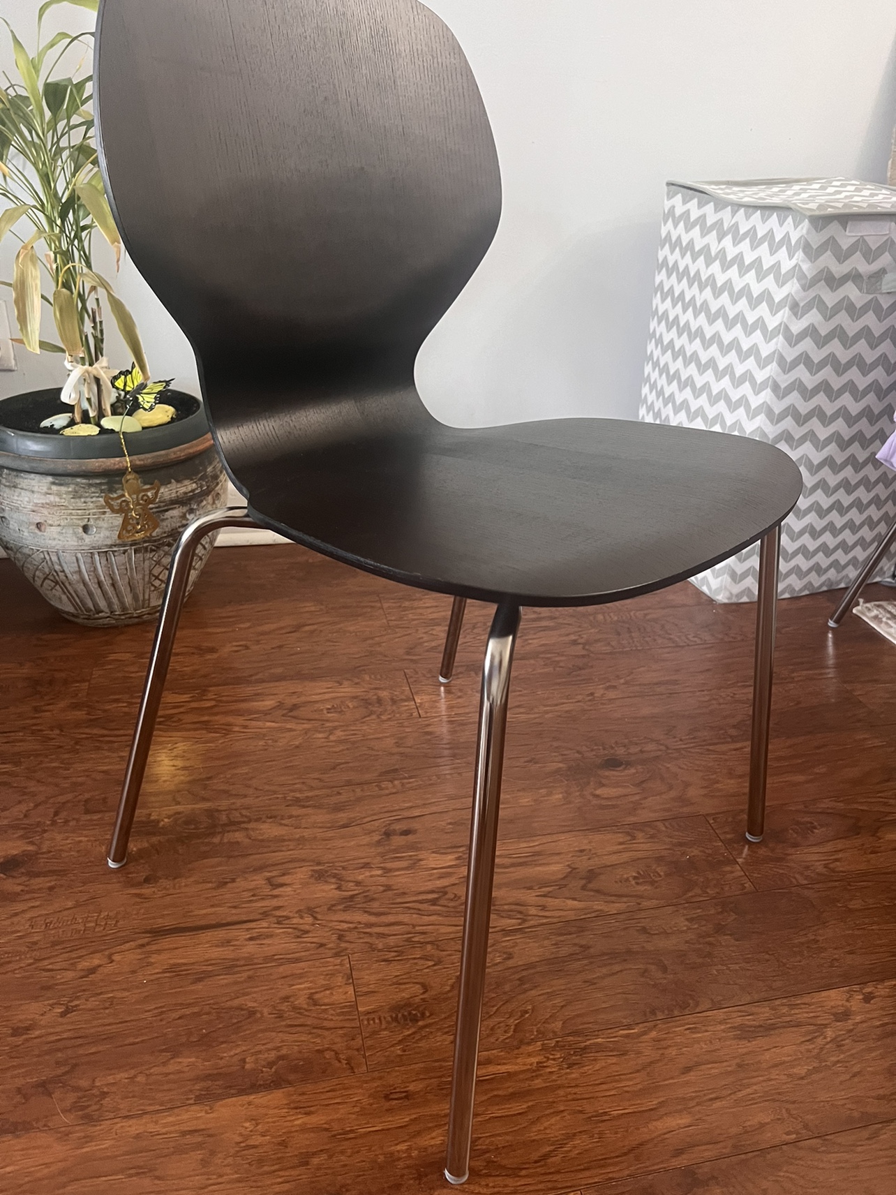 IKEA SIGTRYGG Chair