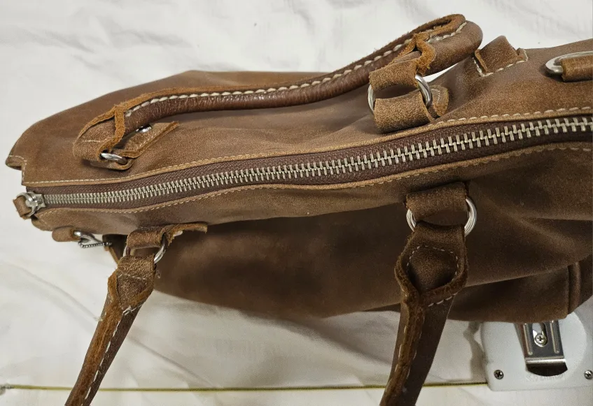 Genuine Leather Roots Handbag image indicator(3)