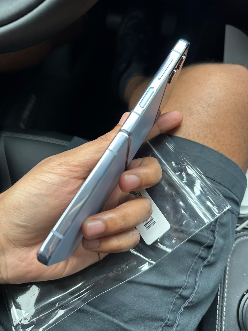 Samsung Galaxy Z Flip 4 - photo 4