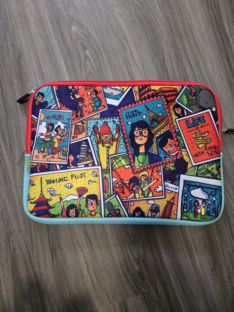 Traveller's Laptop Sleeve - photo 2