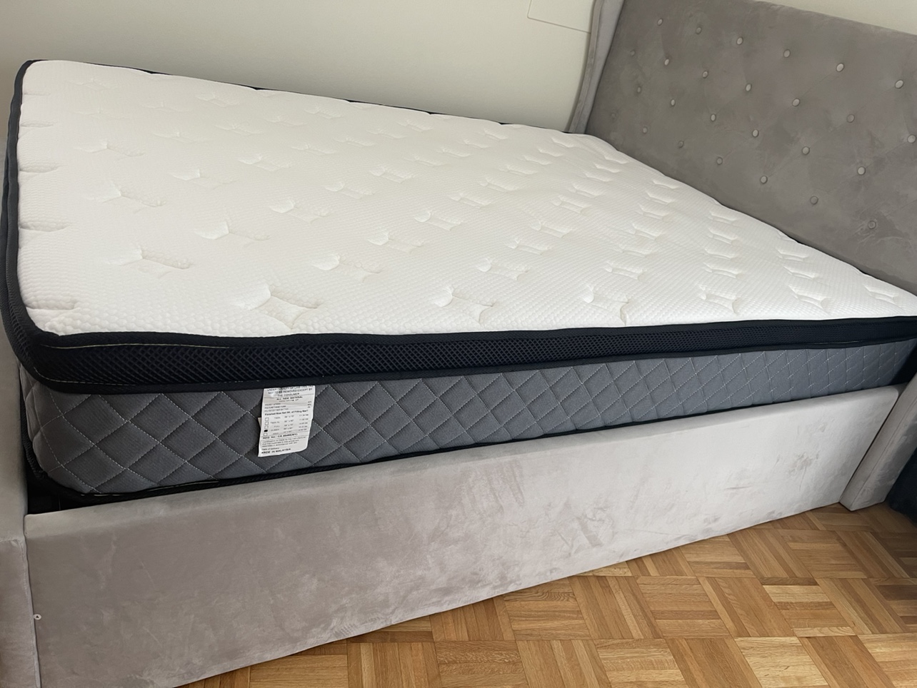 Queen size 10 Inch Hybrid Innerspring Mattress - photo 2