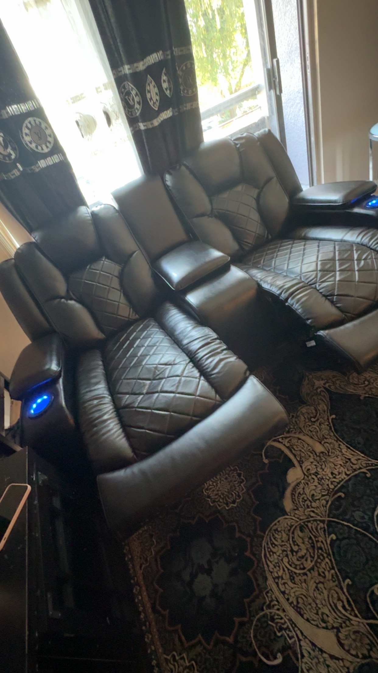 Black Leather Recliner Sofa it’s 5 seater - photo 4