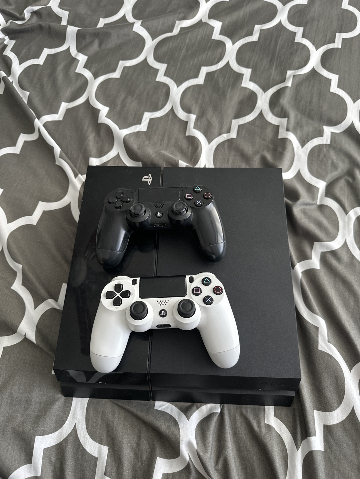 PS4 Console Bundle - photo 3