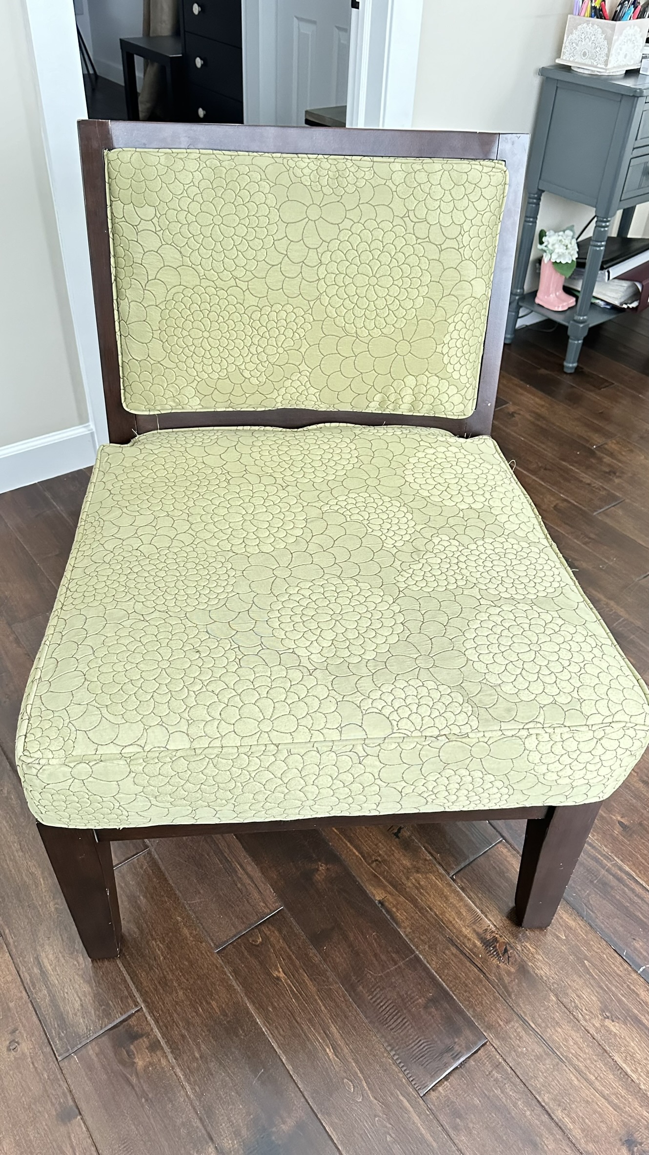2 Green Floral Accent Chair - photo 2
