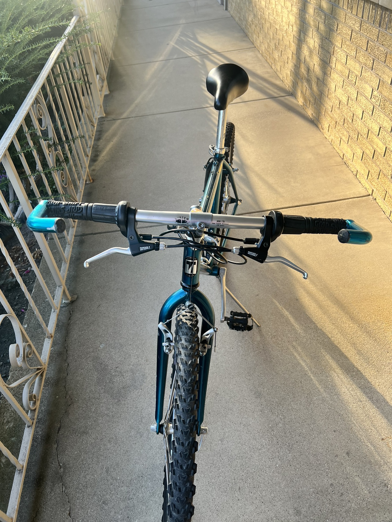 Trek 930 Singletrack Mountain Bike